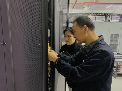 黨建引領傳幫帶 移動網絡技術研究中的師生情